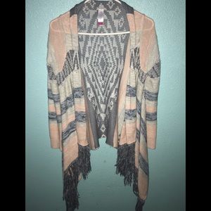 Fresh and stylish cardigan